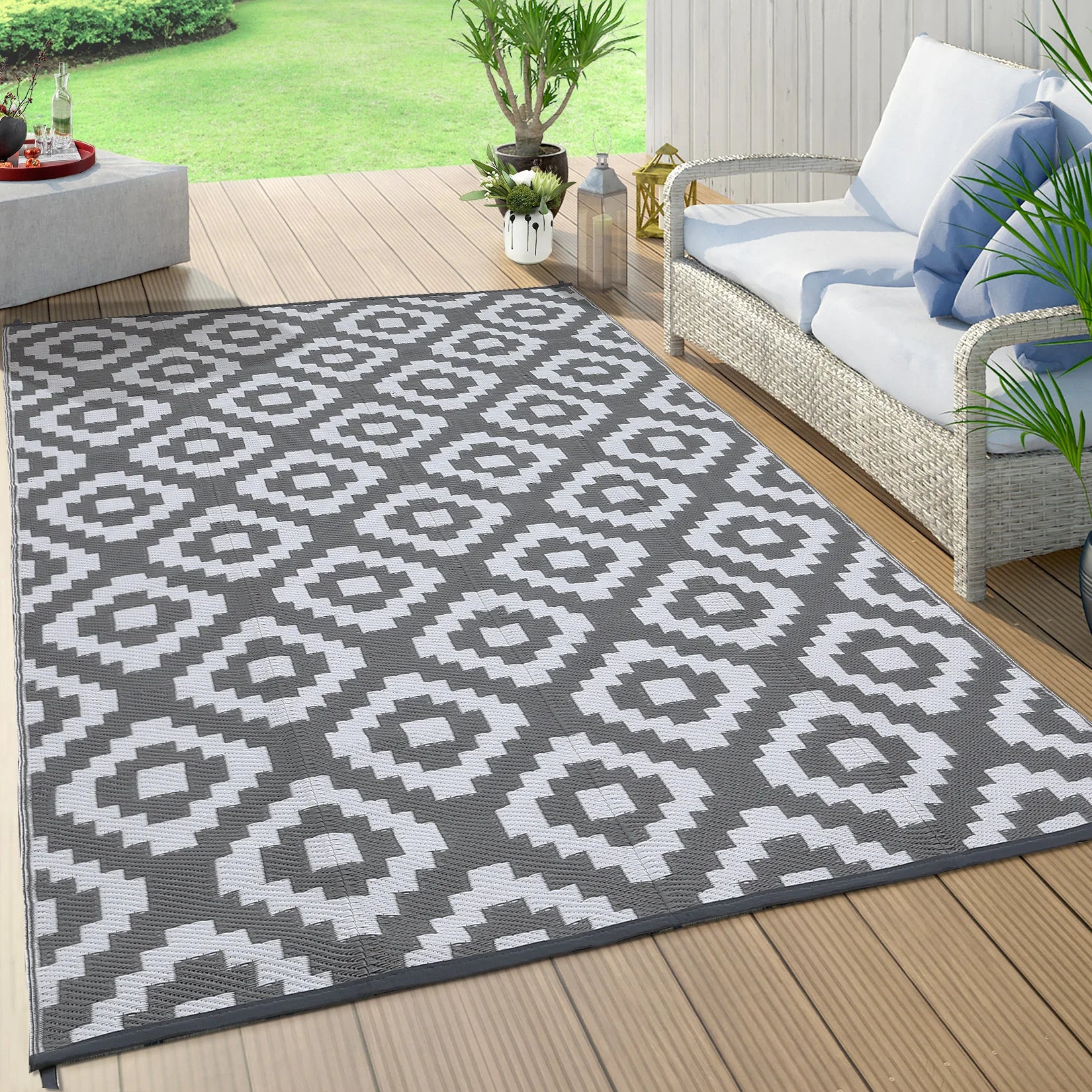 Reversible Outdoor Rug