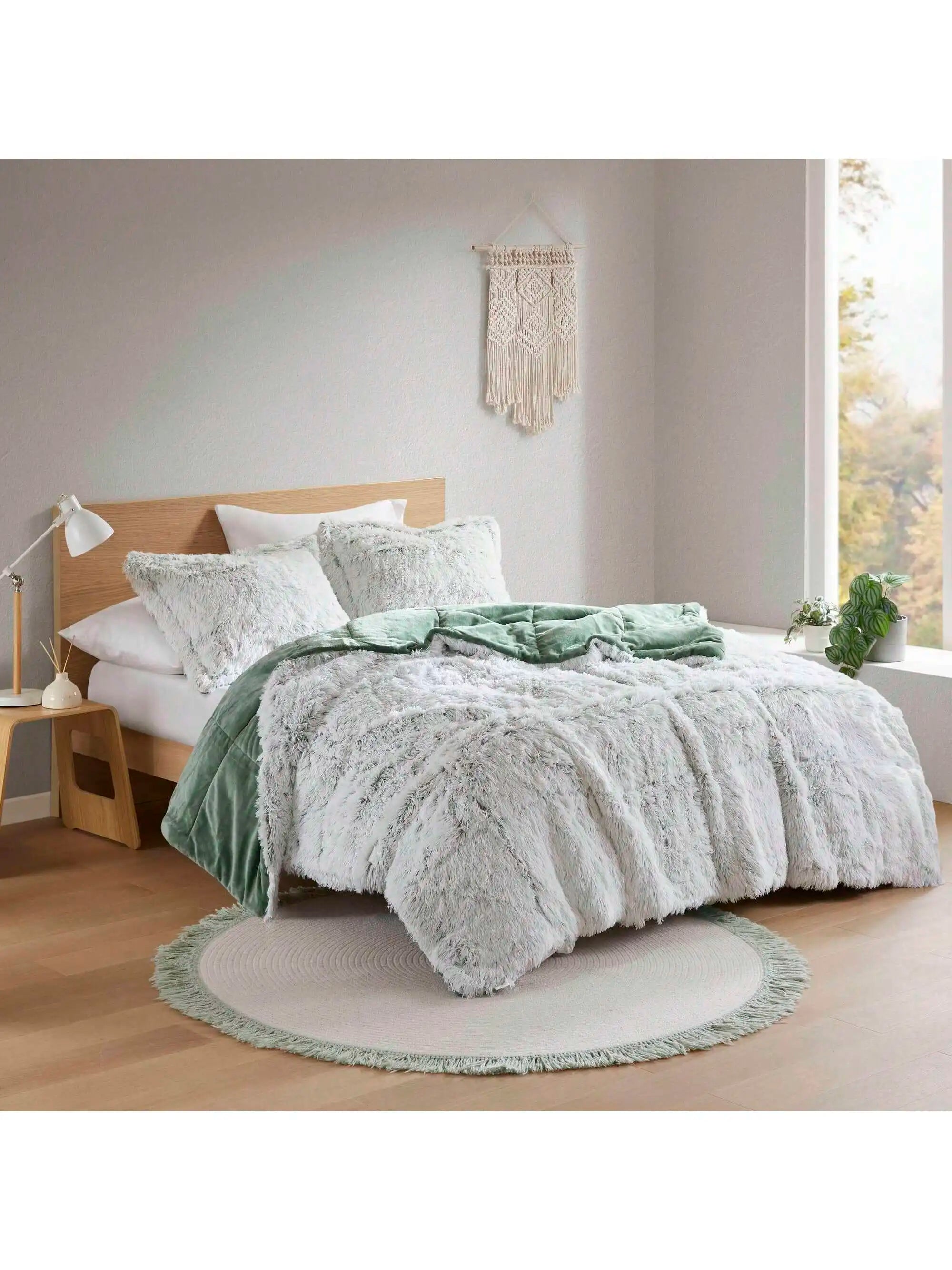 Shaggy Faux Fur Comforter Set With Matching Sham Ultra Soft Plush Reversible All Season Bedding